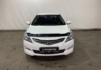 Подержанный автомобиль Hyundai Solaris Sedan 2016 года (2 фото)