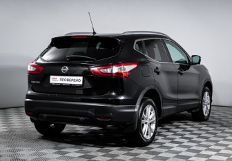 Подержанный автомобиль Nissan Qashqai 2014 года (5 фото)