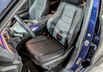 Подержанный автомобиль Mercedes-Benz GLE 2021 года (20 фото)