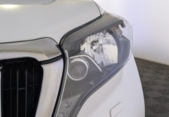 Подержанный автомобиль Toyota Land Cruiser Prado 2017 года (11 фото)