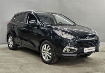 Подержанный автомобиль Hyundai ix35 2011 года (3 фото)