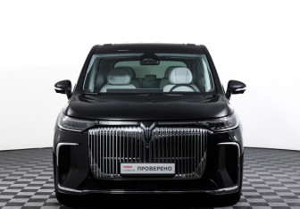Подержанный автомобиль Voyah Dream 2025 года (2 фото)