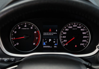 Подержанный автомобиль Mitsubishi Eclipse Cross 2022 года (16 фото)