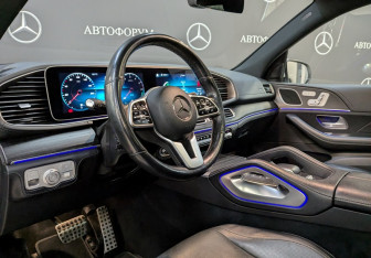 Подержанный автомобиль Mercedes-Benz GLE 2021 года (11 фото)