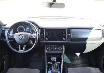 Подержанный автомобиль Skoda Kodiaq 2017 года (13 фото)