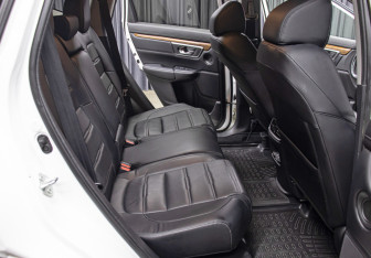 Подержанный автомобиль Honda CR-V 2021 года (12 фото)