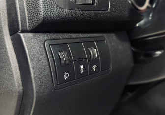 Подержанный автомобиль Kia Venga 2011 года (13 фото)