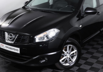 Подержанный автомобиль Nissan Qashqai 2011 года (21 фото)