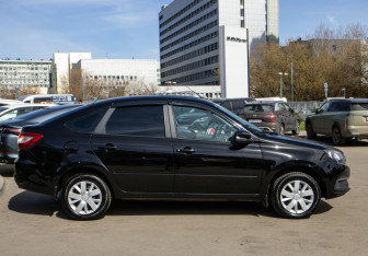 Подержанный автомобиль LADA (ВАЗ) Granta Liftback 2023 года (3 фото)