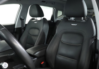 Подержанный автомобиль Chery Tiggo 7 Pro Max 2023 года (17 фото)