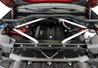 Подержанный автомобиль BMW X6 2021 года (9 фото)