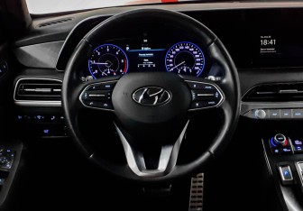 Подержанный автомобиль Hyundai Palisade 2019 года (12 фото)