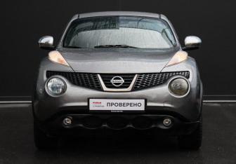 Подержанный автомобиль Nissan Juke 2014 года (2 фото)