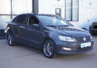 Подержанный автомобиль Volkswagen Polo Sedan 2018 года (3 фото)