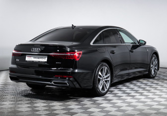 Подержанный автомобиль Audi A6 Sedan 2021 года (5 фото)
