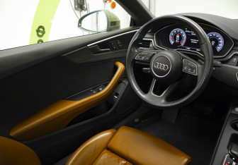 Подержанный автомобиль Audi A5 Coupe 2021 года (18 фото)