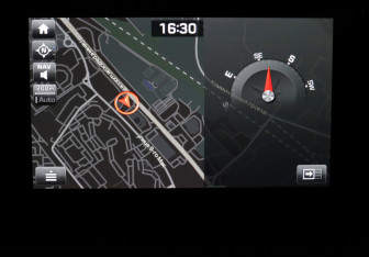 Подержанный автомобиль Hyundai Santa Fe 2019 года (20 фото)