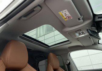 Подержанный автомобиль Omoda C5 2022 года (28 фото)