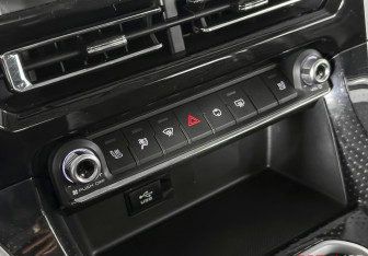 Подержанный автомобиль Haval M6 2023 года (20 фото)