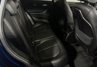 Подержанный автомобиль BMW X1 2019 года (12 фото)