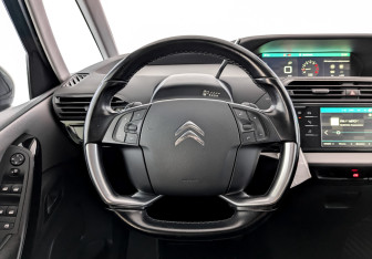 Подержанный автомобиль Citroen C4 Picasso 2017 года (21 фото)