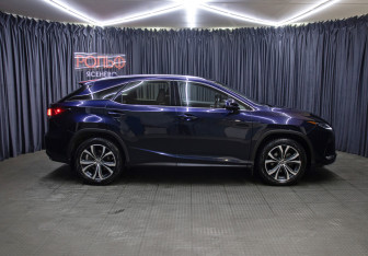 Подержанный автомобиль Lexus RX 2021 года (4 фото)