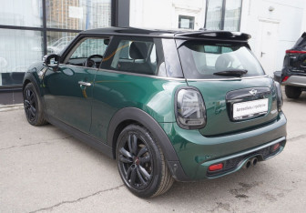 Подержанный автомобиль MINI Hatch 2014 года (7 фото)