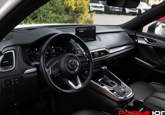 Подержанный автомобиль Mazda CX-9 2021 года (11 фото)