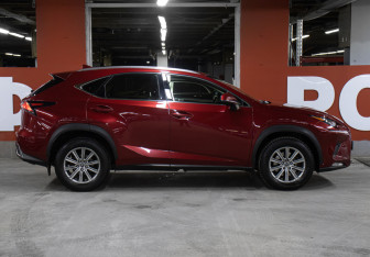 Подержанный автомобиль Lexus NX 2020 года (4 фото)