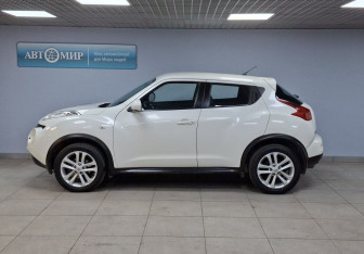 Подержанный автомобиль Nissan Juke 2014 года (8 фото)