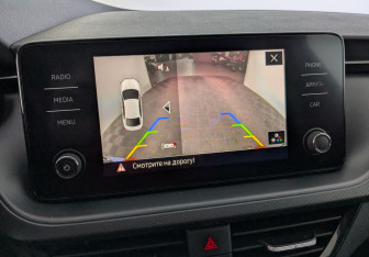 Подержанный автомобиль Skoda Rapid Liftback 2021 года (14 фото)