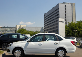 Подержанный автомобиль LADA (ВАЗ) Granta Sedan 2024 года (6 фото)