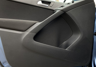 Подержанный автомобиль Volkswagen Tiguan 2012 года (10 фото)