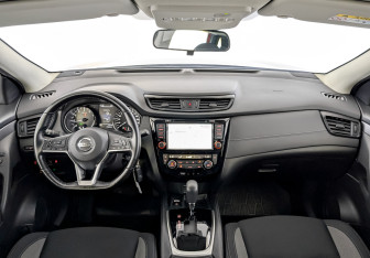 Подержанный автомобиль Nissan Qashqai 2020 года (14 фото)