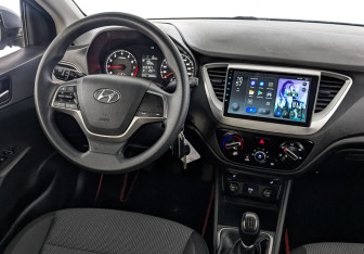 Подержанный автомобиль Hyundai Solaris Sedan 2020 года (26 фото)