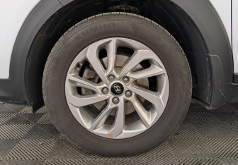 Подержанный автомобиль Hyundai Tucson 2017 года (12 фото)