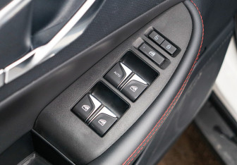 Подержанный автомобиль Changan UNI-T 2023 года (16 фото)