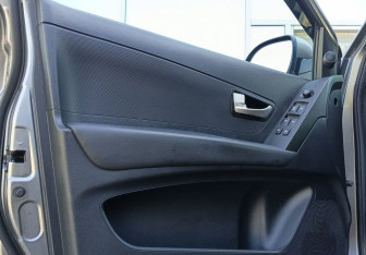 Подержанный автомобиль SsangYong Actyon 2012 года (10 фото)