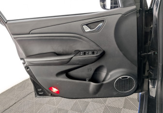 Подержанный автомобиль Evolute i-JOY 2023 года (19 фото)