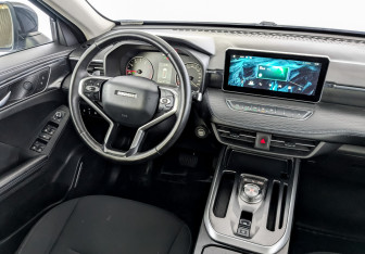 Подержанный автомобиль Haval Jolion 2022 года (29 фото)