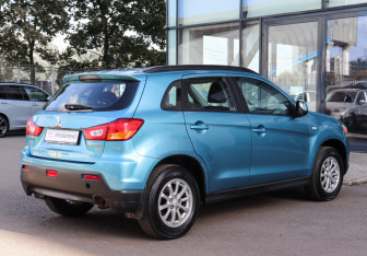Подержанный автомобиль Mitsubishi ASX 2011 года (4 фото)