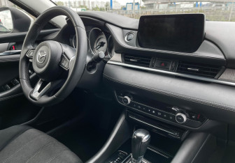 Подержанный автомобиль Mazda 6 Sedan 2018 года (9 фото)