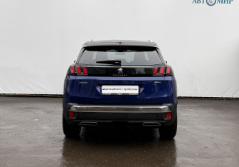 Подержанный автомобиль Peugeot 3008 2017 года (6 фото)