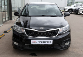 Подержанный автомобиль Kia Rio Hatchback 2016 года (2 фото)