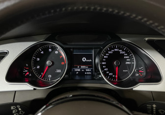 Подержанный автомобиль Audi A5 Coupe 2015 года (11 фото)