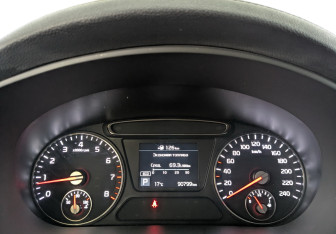 Подержанный автомобиль Kia Sorento 2019 года (17 фото)