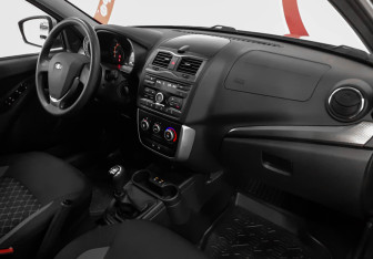 Подержанный автомобиль LADA (ВАЗ) Granta Liftback 2019 года (9 фото)