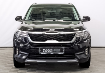 Подержанный автомобиль Kia Seltos 2021 года (2 фото)