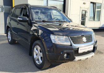 Подержанный автомобиль Suzuki Grand Vitara 2008 года (3 фото)