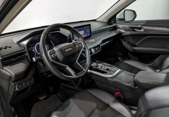 Подержанный автомобиль Haval Jolion 2023 года (15 фото)